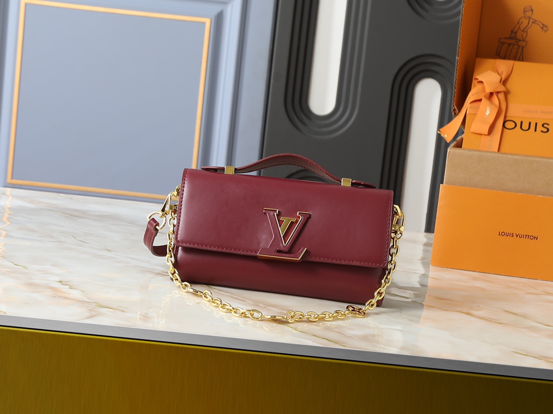 Louis Vuitton LV Classic Handbag Premium Canvas Model M15259 Padlock Detail Business Casual Unisex